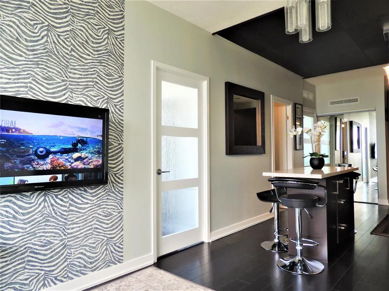 Lägenhet Tvhr - Luxury Condos In Heart Of Downtown Toronto