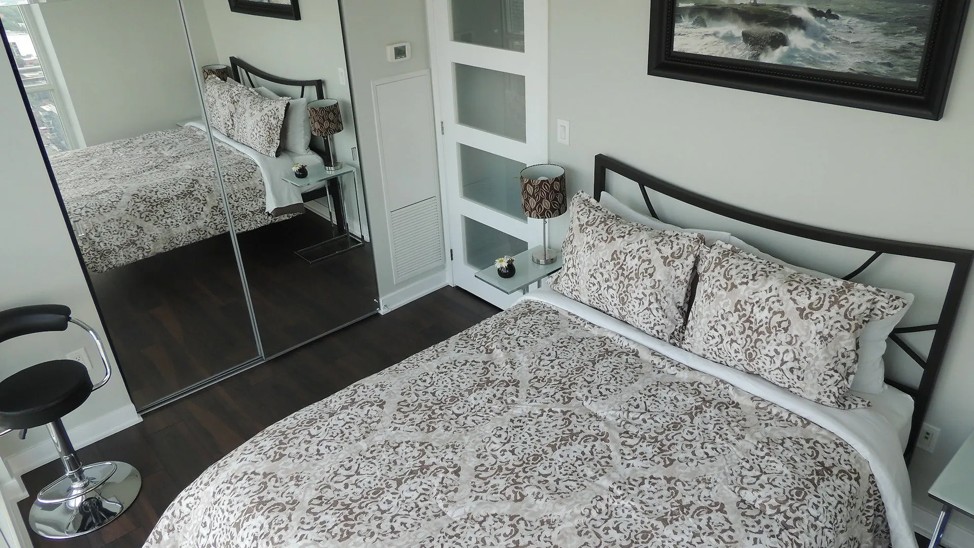 Tvhr - Luxury Condos In Heart Of Downtown Toronto Kanada