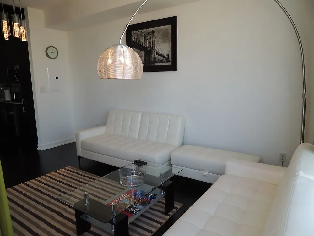 Apartment Tvhr - Luxury Condos In Heart Of Downtown Toronto