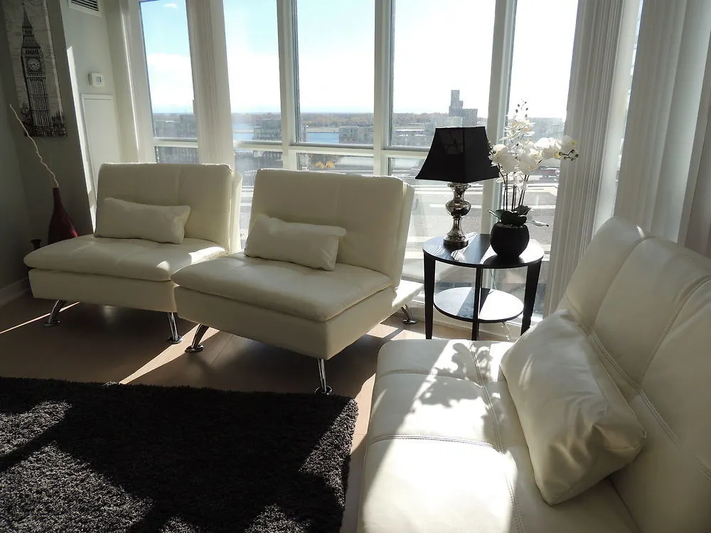 Tvhr - Luxury Condos In Heart Of Downtown Toronto