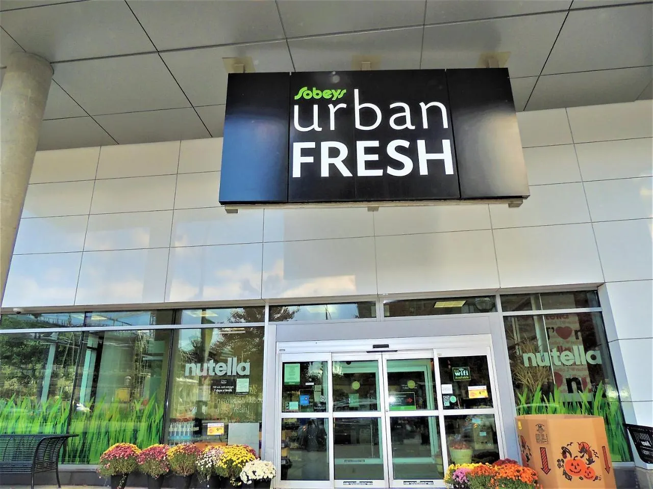 Tvhr - Luxury Condos In Heart Of Downtown Toronto Apartment