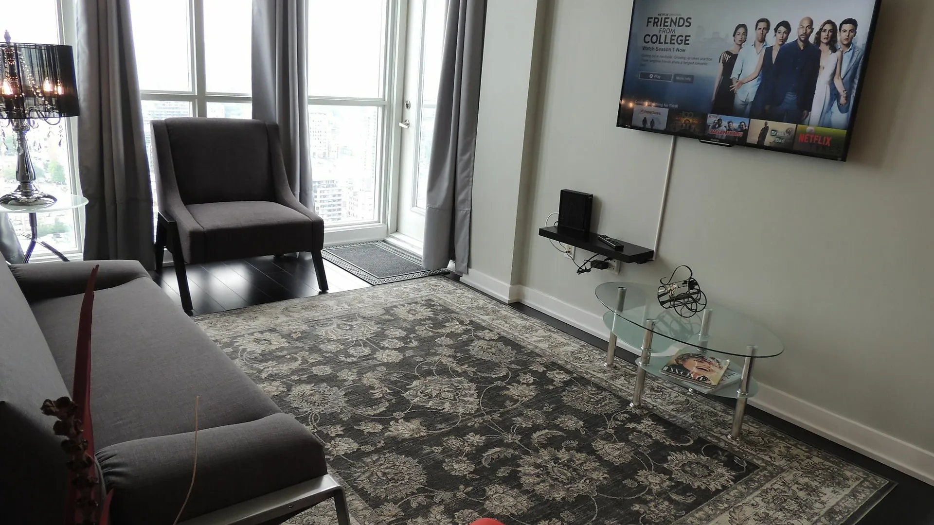 Tvhr - Luxury Condos In Heart Of Downtown Toronto Apartment